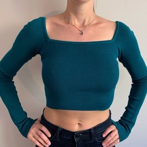 🦋 Teal long sleeved square neck crop top  🦋